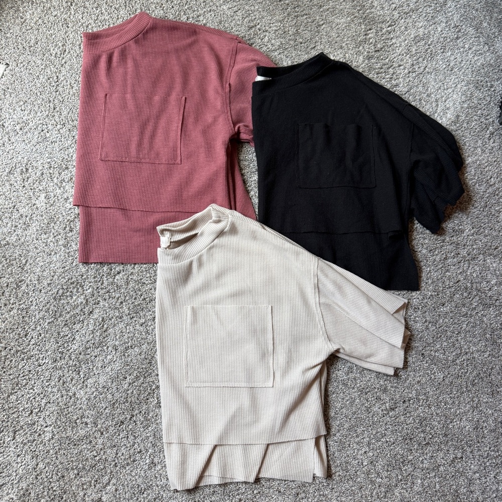 Altar'd State Short Sleeve Tees - Pink, Black, Cream